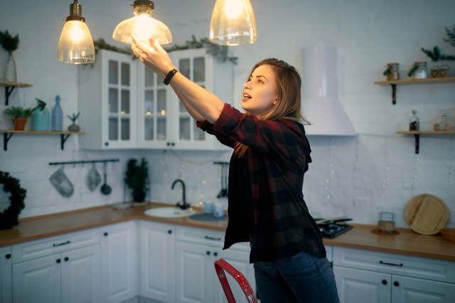 Budget-Friendly Do-It-Yourself Kitchen Lighting Solutions That Make a Statement